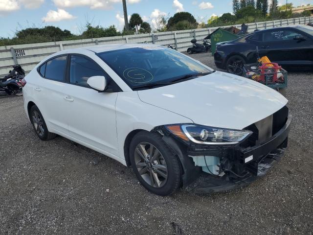 HYUNDAI ELANTRA SE 2018 5npd84lf5jh374352