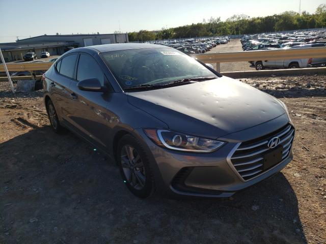 HYUNDAI ELANTRA SE 2018 5npd84lf5jh395640