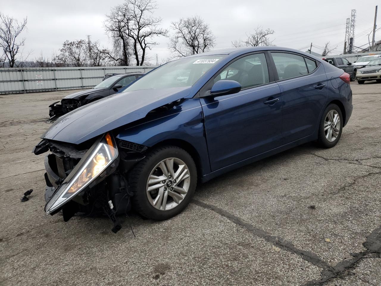 HYUNDAI ELANTRA 2019 5npd84lf5kh414916