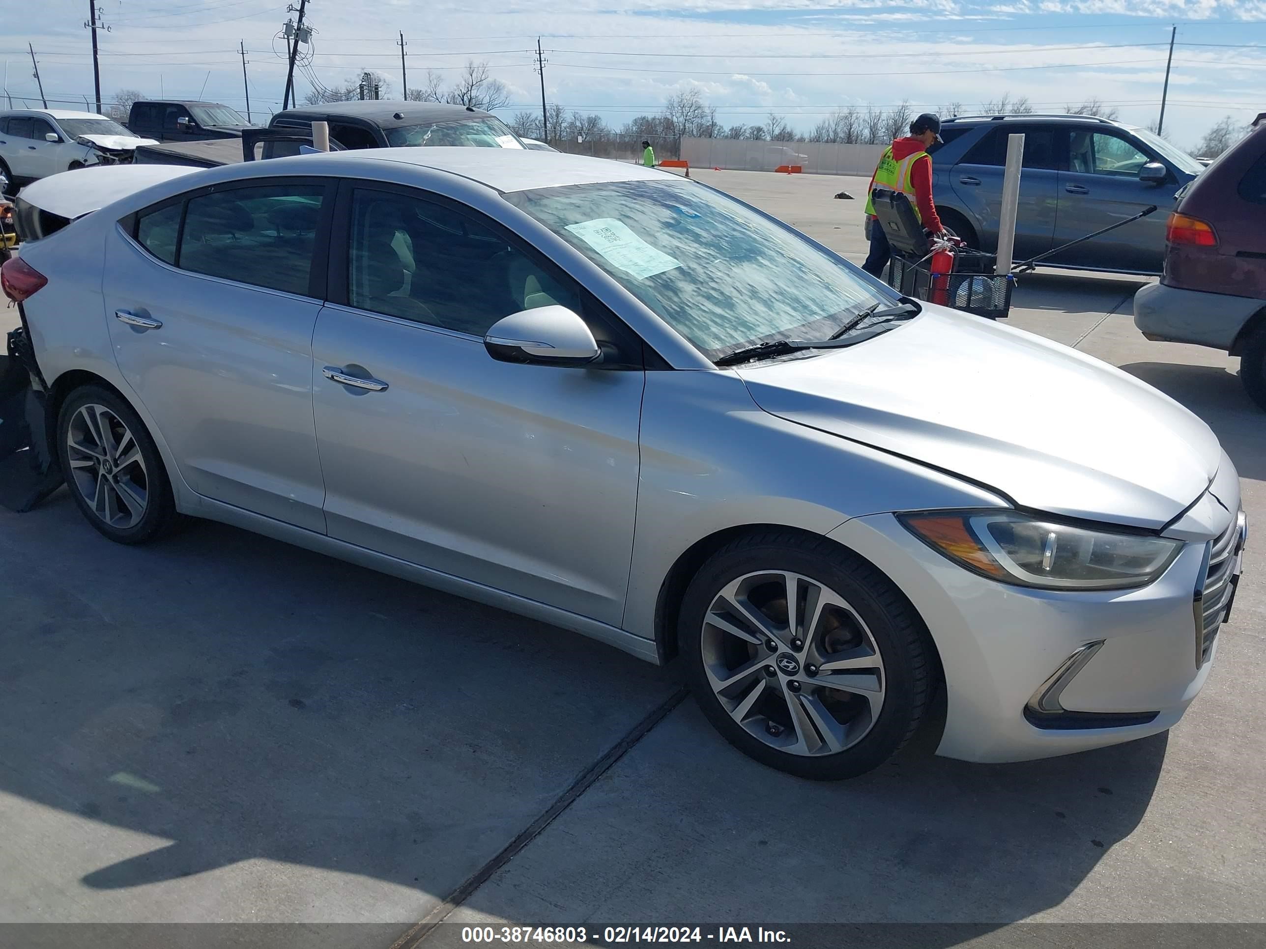 HYUNDAI ELANTRA 2017 5npd84lf6hh036324