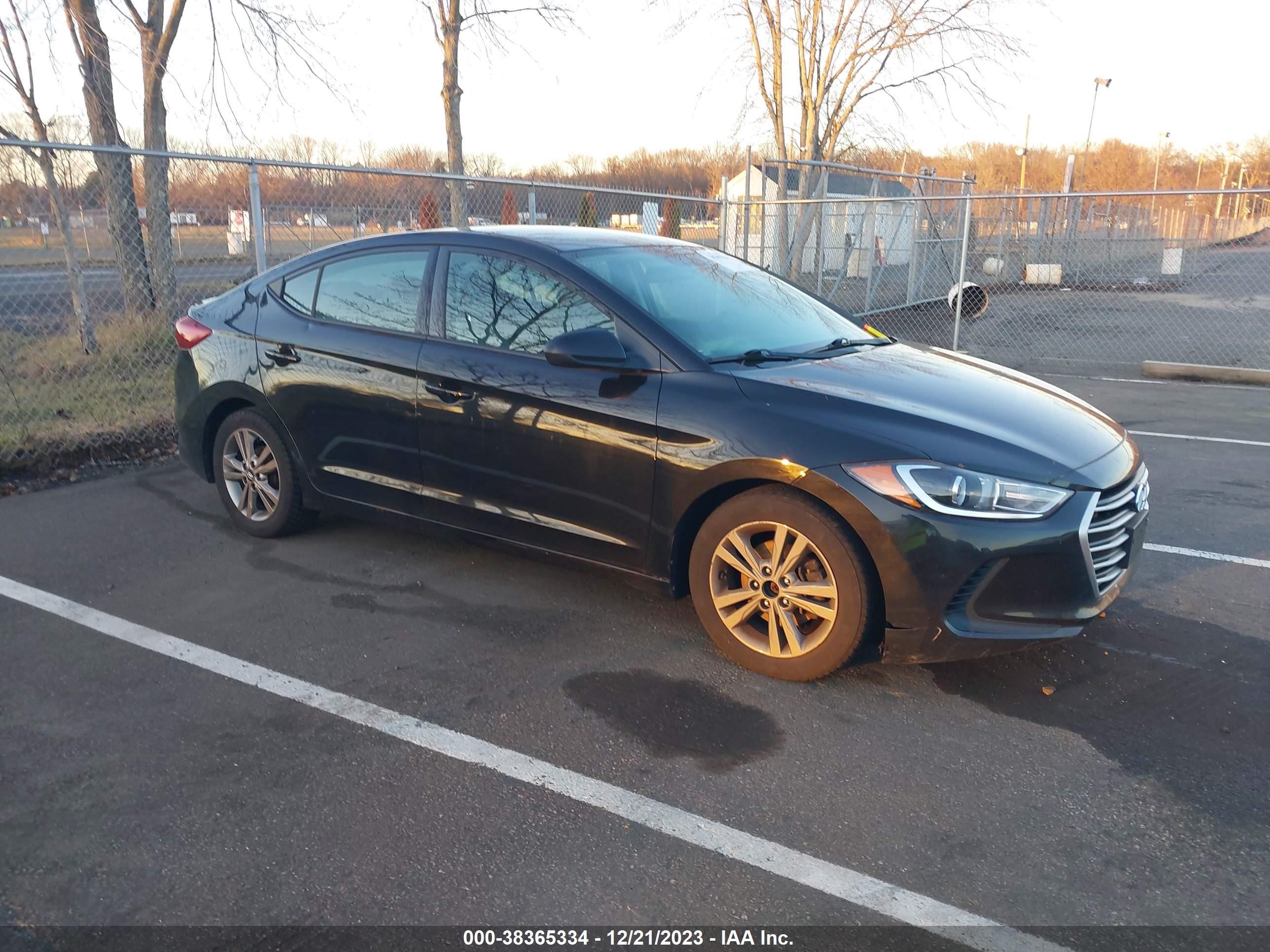 HYUNDAI ELANTRA 2017 5npd84lf6hh108039