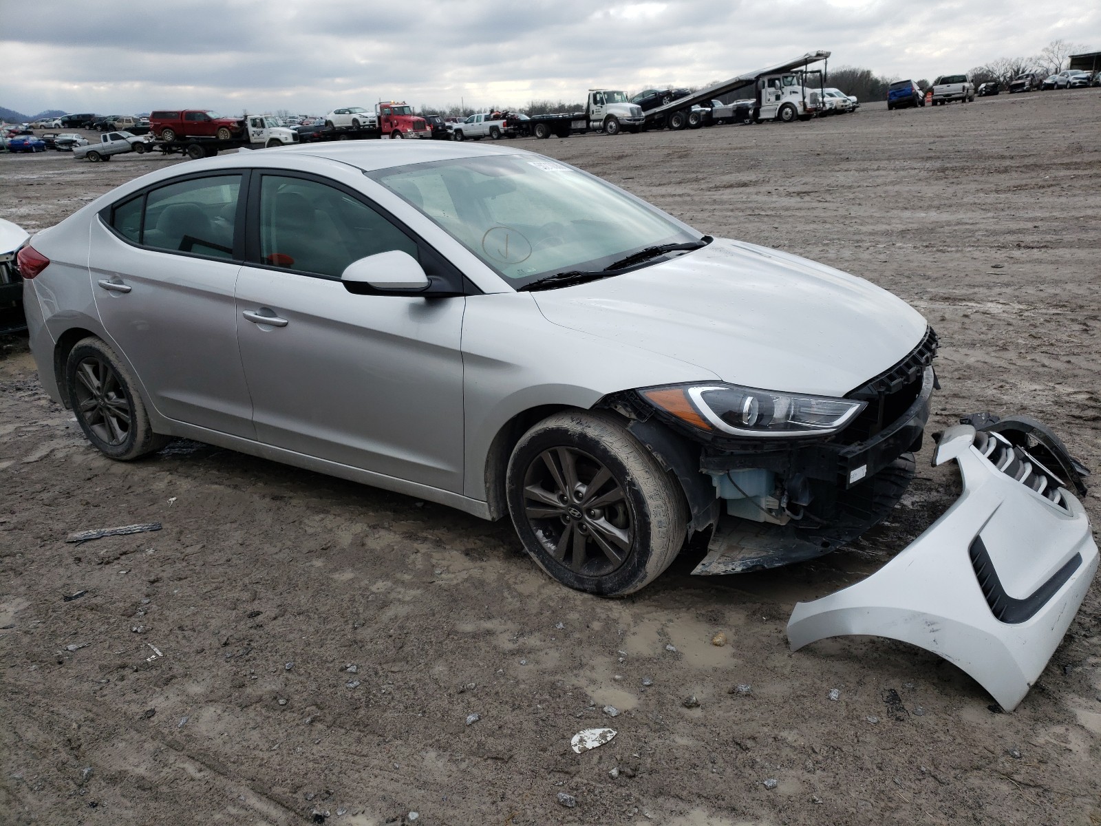 HYUNDAI ELANTRA 2018 5npd84lf6jh222631