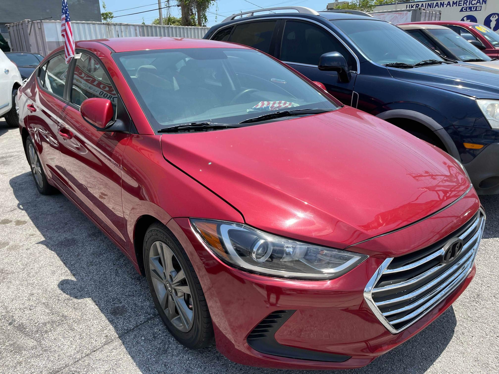 HYUNDAI ELANTRA SE 2018 5npd84lf6jh308067