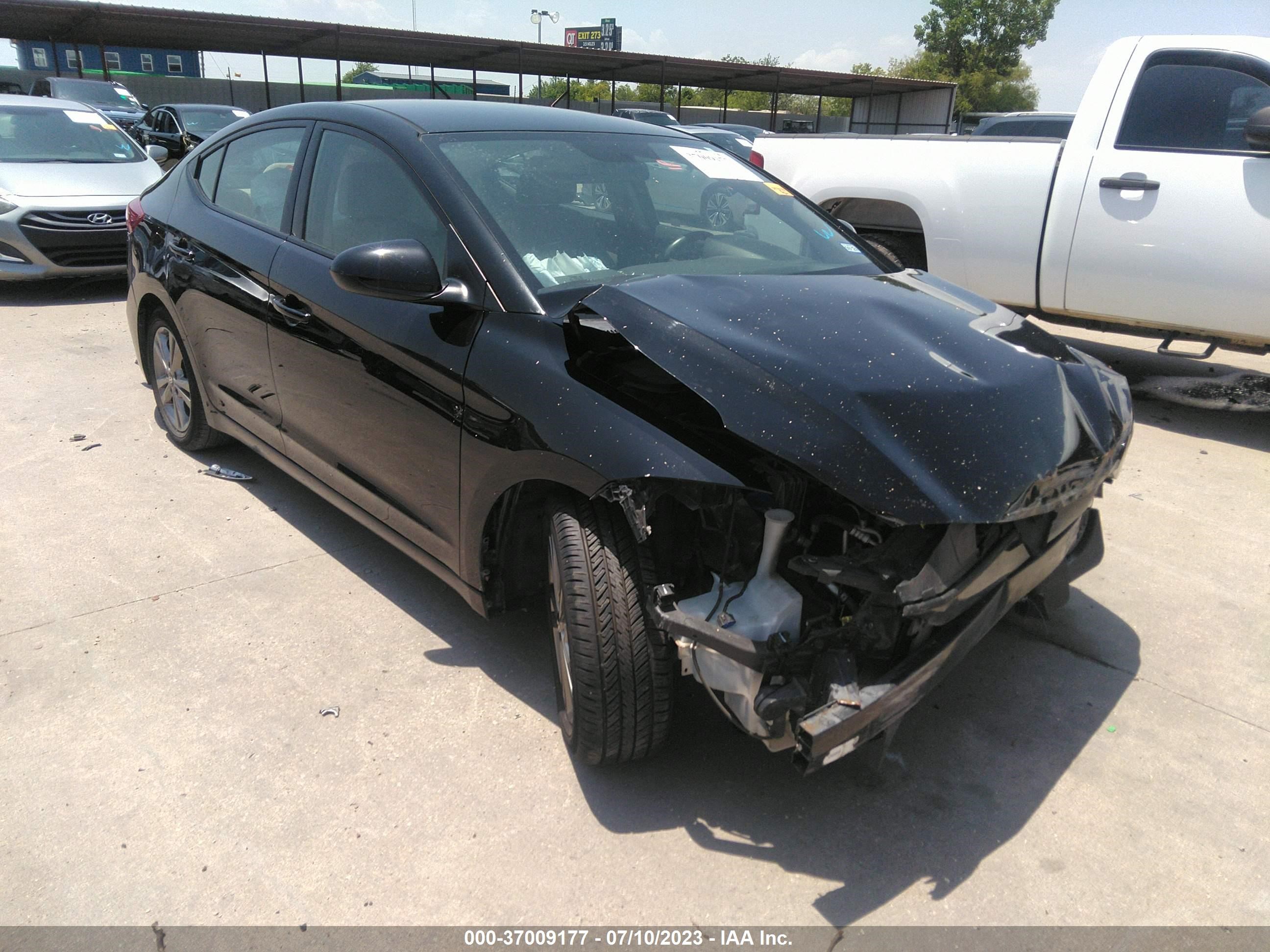 HYUNDAI ELANTRA 2018 5npd84lf6jh330781