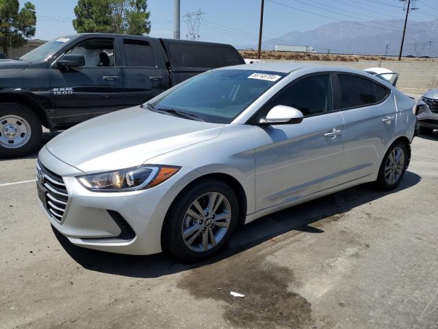 HYUNDAI ELANTRA SE 2018 5npd84lf6jh360606