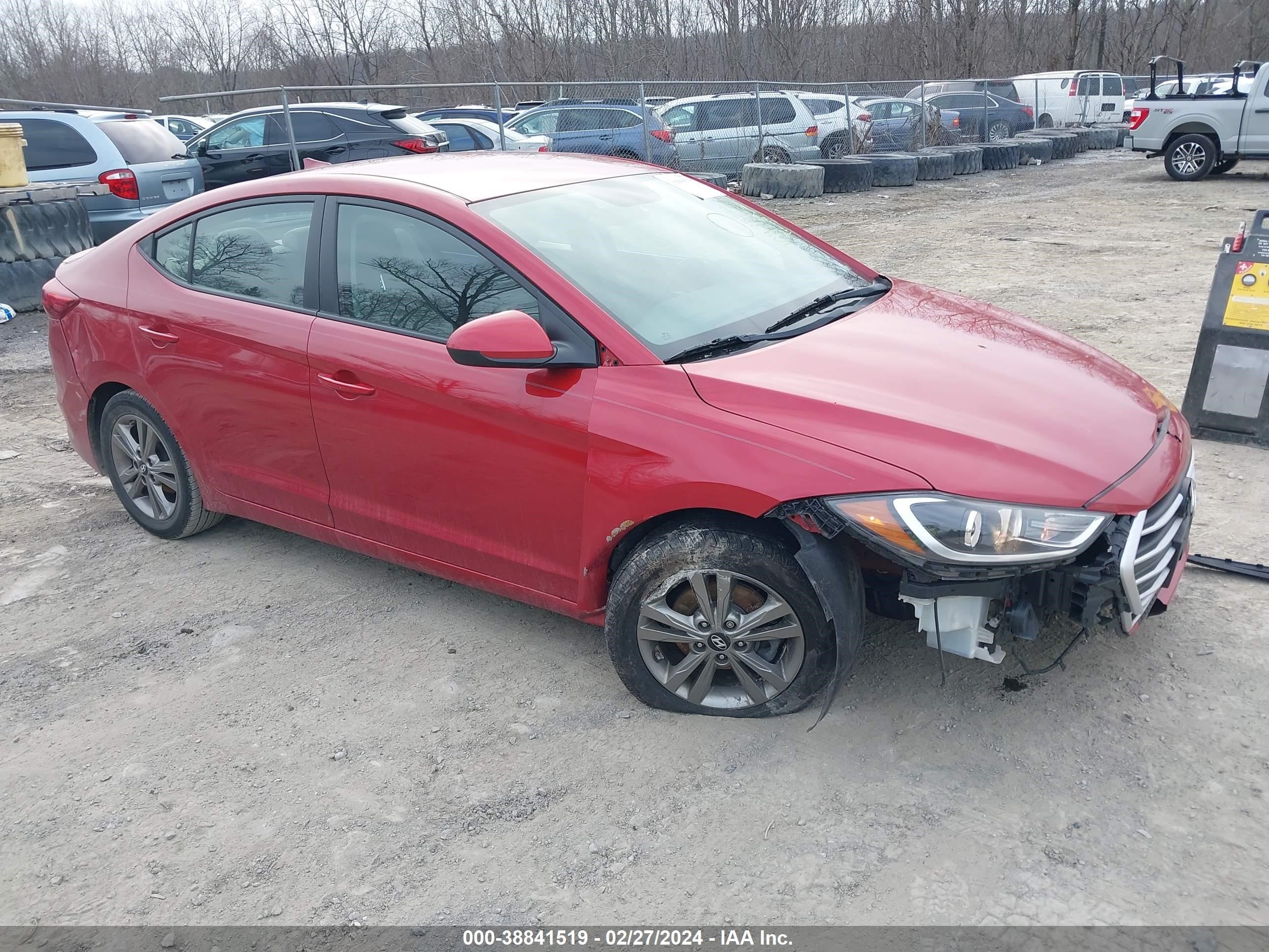 HYUNDAI ELANTRA 2018 5npd84lf6jh388339