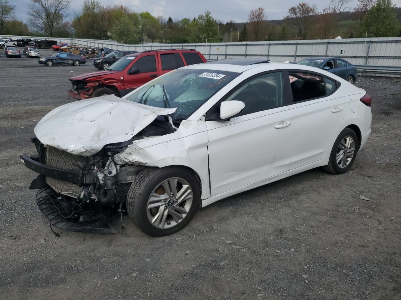 HYUNDAI ELANTRA 2019 5npd84lf6kh415685