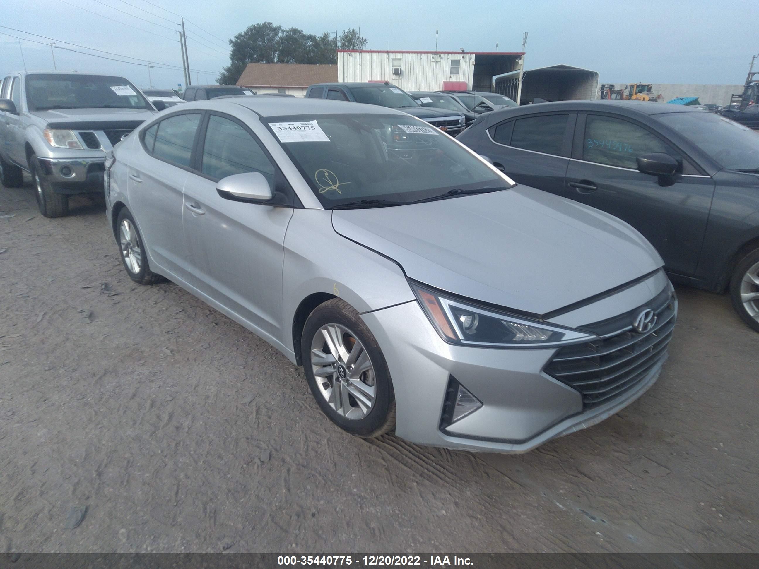 HYUNDAI ELANTRA 2019 5npd84lf6kh426623