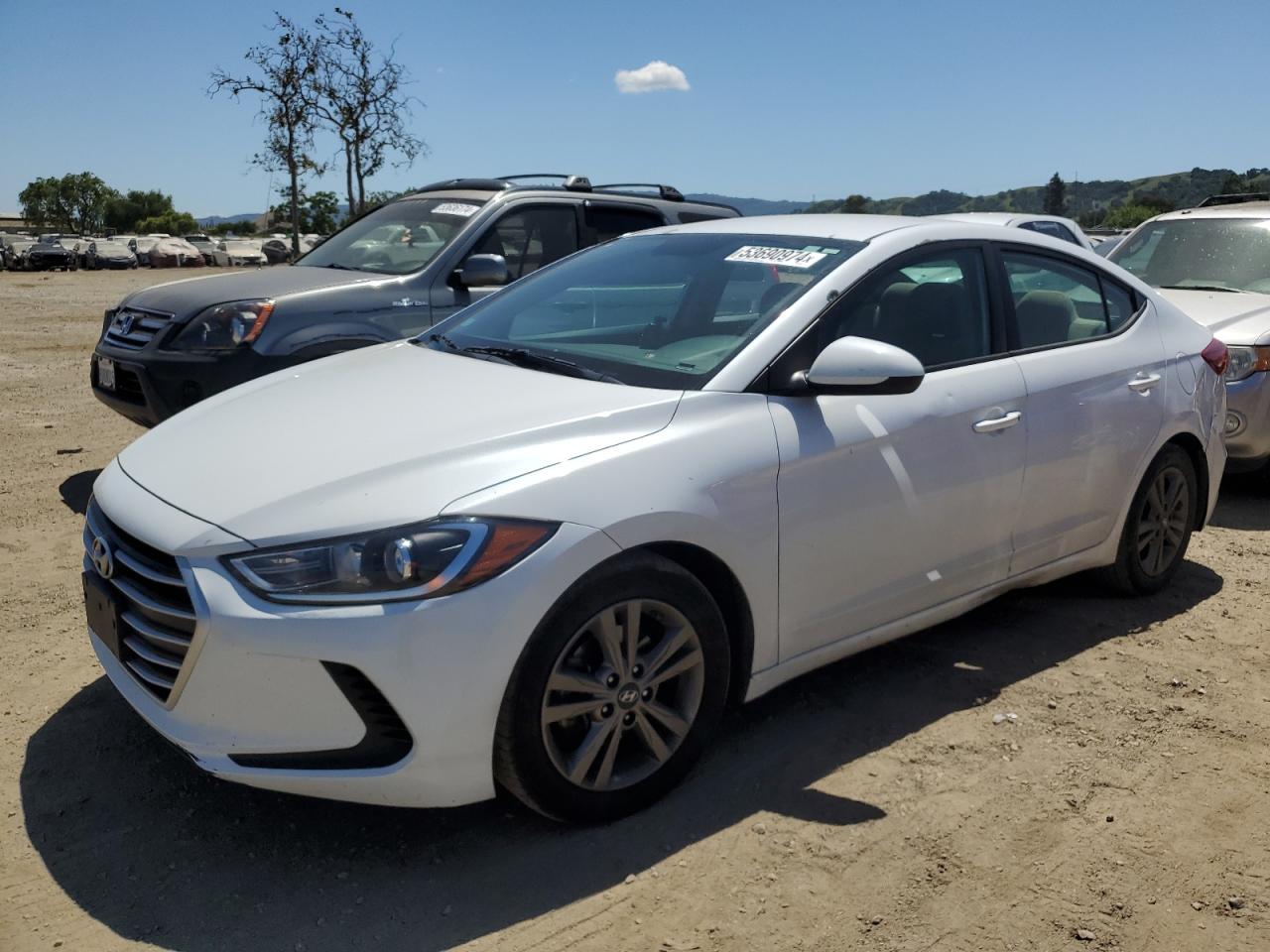 HYUNDAI ELANTRA 2017 5npd84lf7hh022271