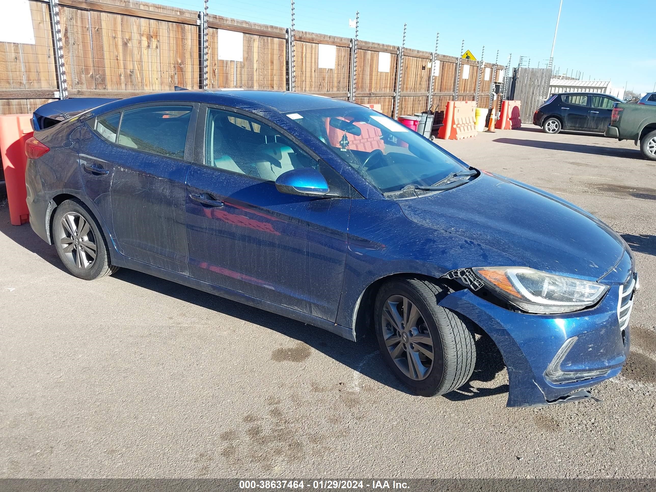 HYUNDAI ELANTRA 2017 5npd84lf7hh107613