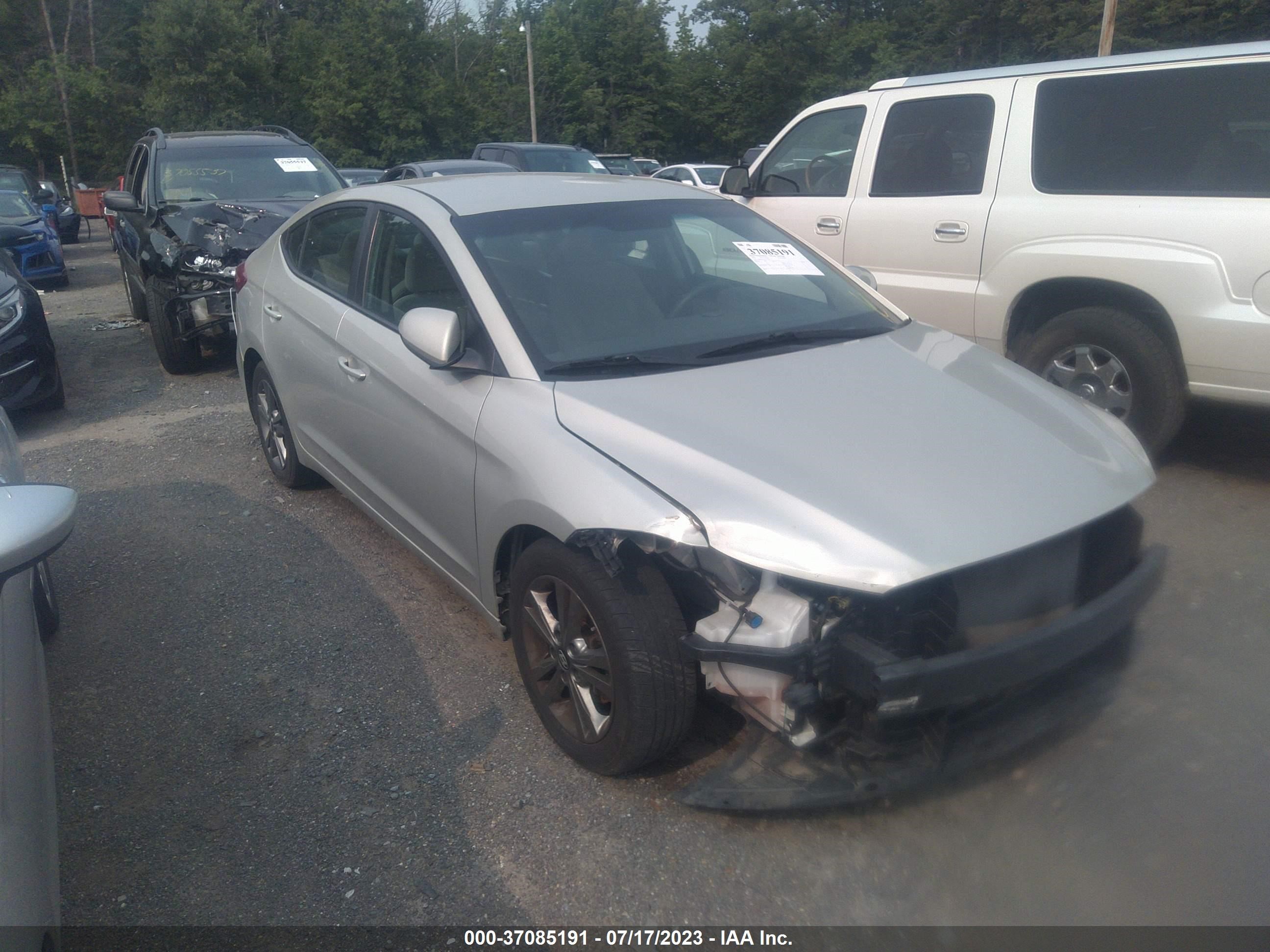 HYUNDAI ELANTRA 2017 5npd84lf7hh115193