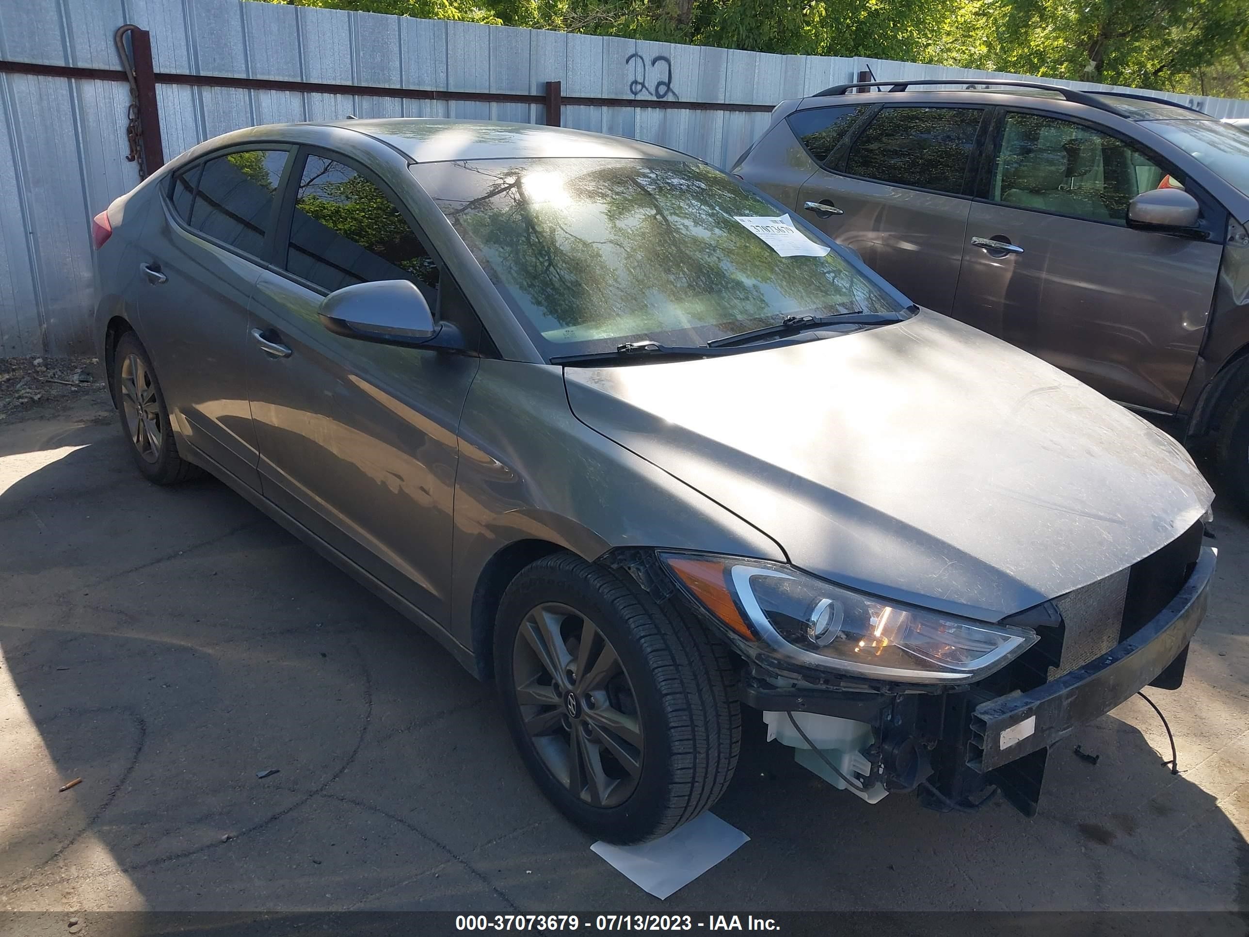 HYUNDAI ELANTRA 2018 5npd84lf7jh249580