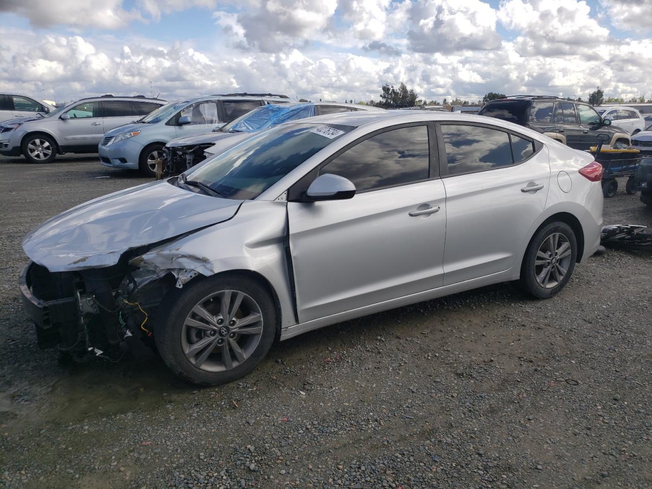 HYUNDAI ELANTRA 2018 5npd84lf7jh315285