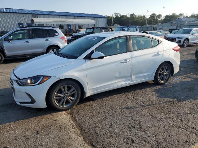 HYUNDAI ELANTRA 2018 5npd84lf7jh335214