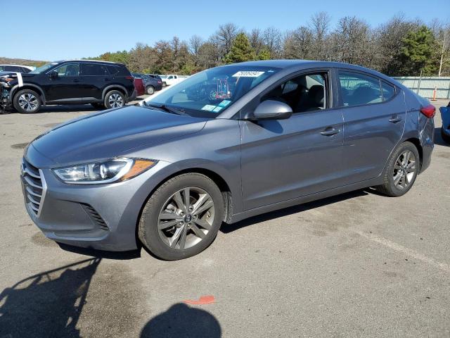 HYUNDAI ELANTRA SE 2018 5npd84lf7jh360419