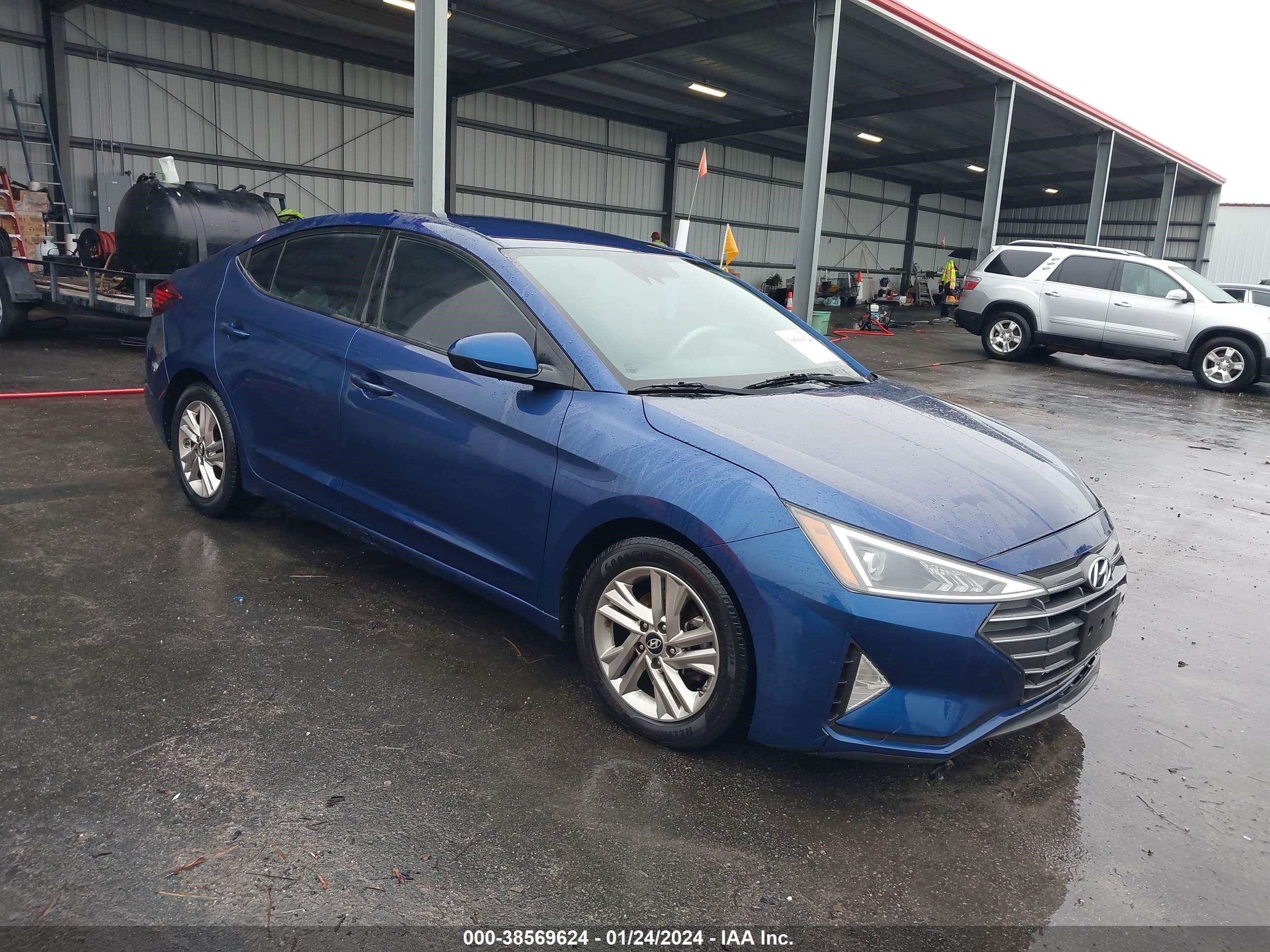 HYUNDAI ELANTRA 2019 5npd84lf7kh459291