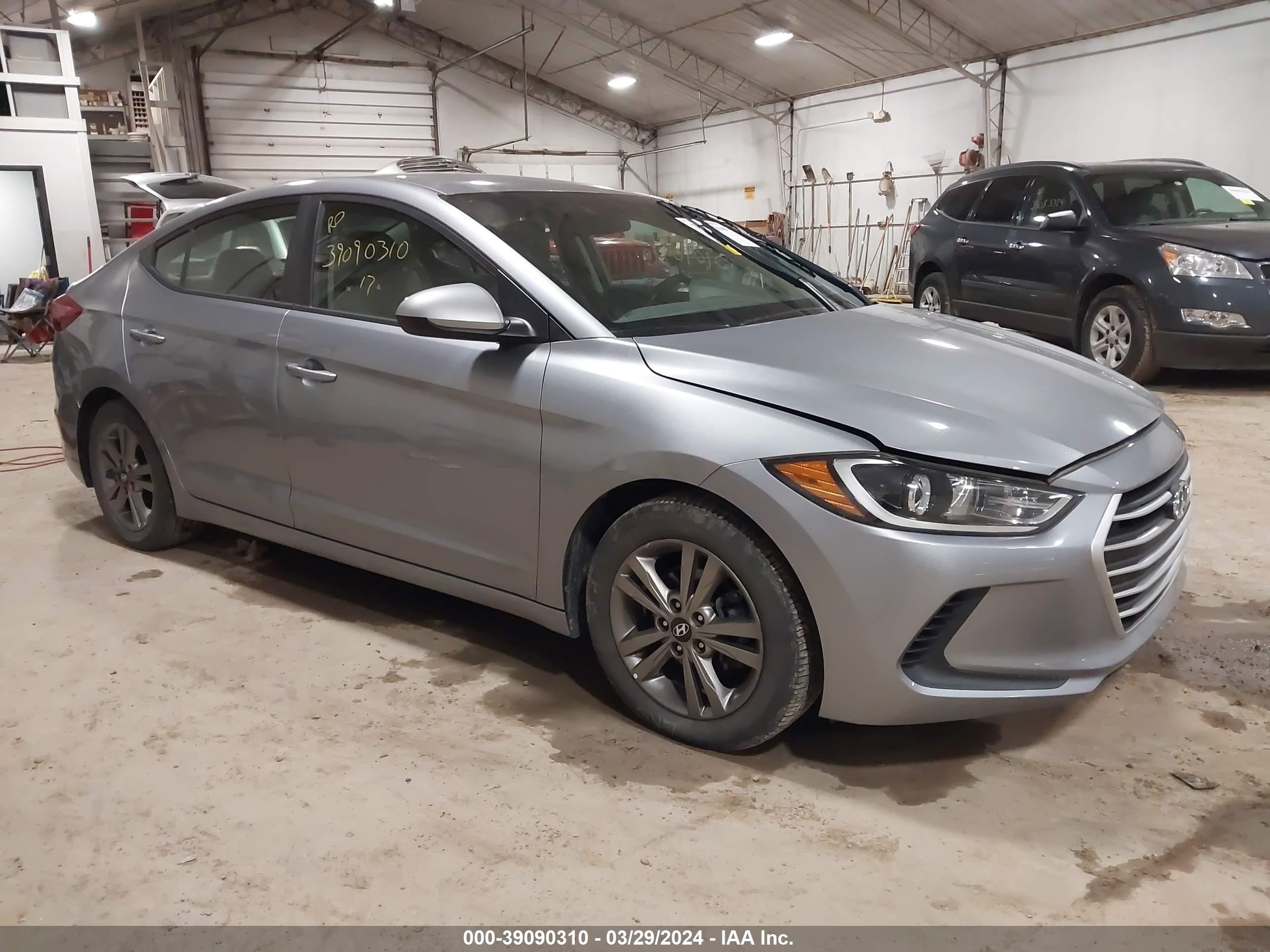 HYUNDAI ELANTRA 2017 5npd84lf8hh002790