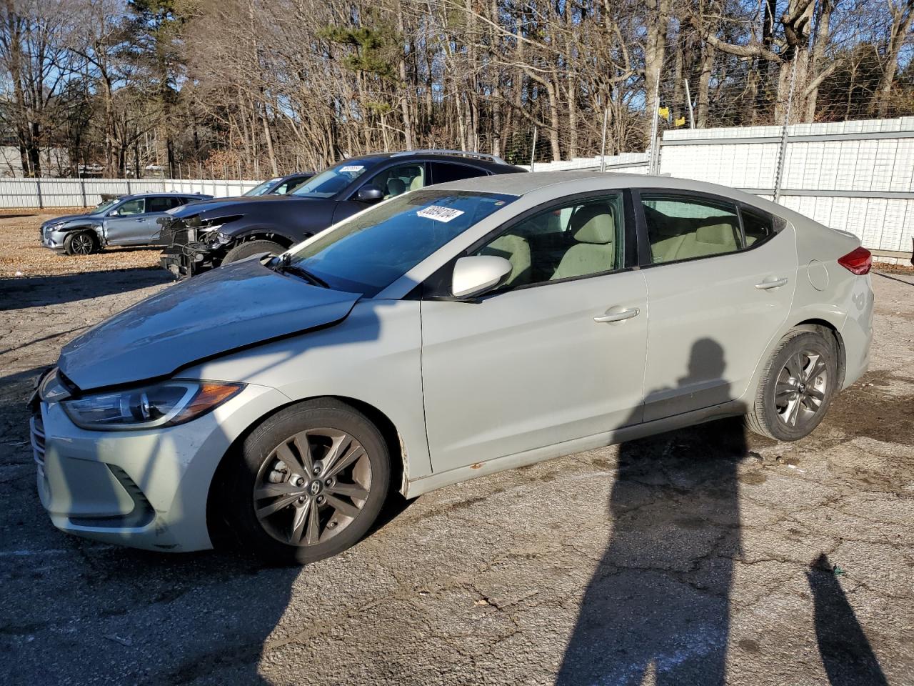 HYUNDAI ELANTRA 2017 5npd84lf8hh011294