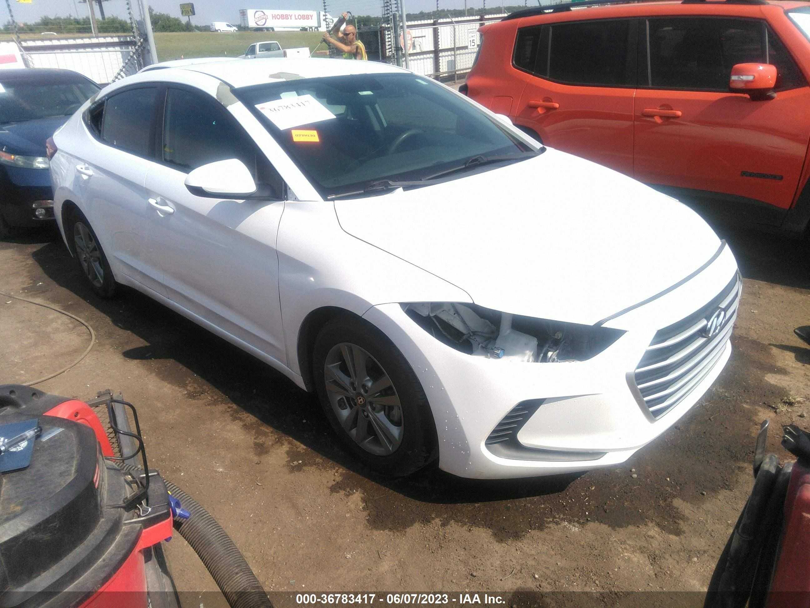 HYUNDAI ELANTRA 2017 5npd84lf8hh030153