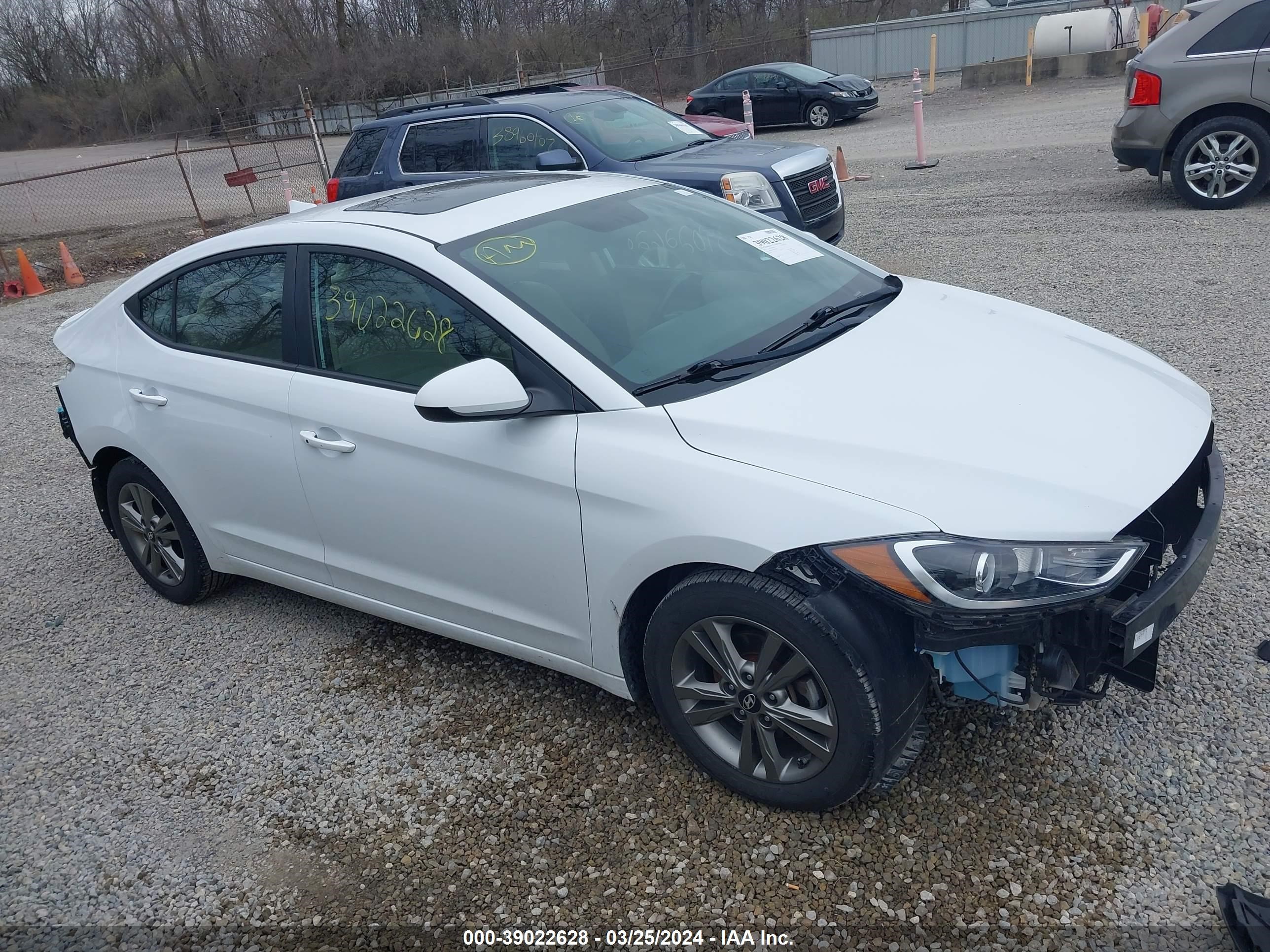 HYUNDAI ELANTRA 2017 5npd84lf8hh158506