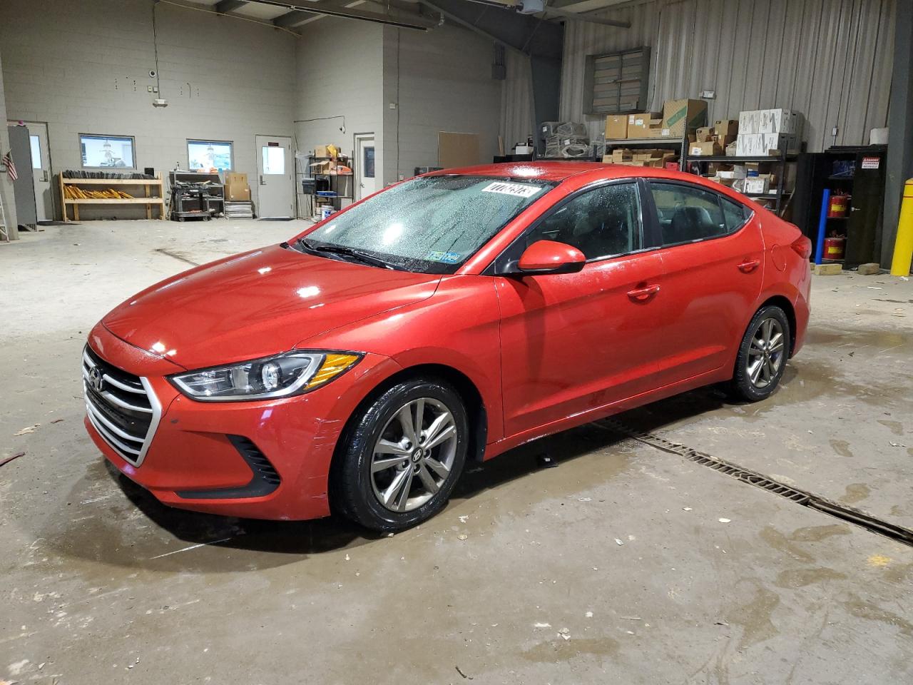 HYUNDAI ELANTRA 2018 5npd84lf8jh247367