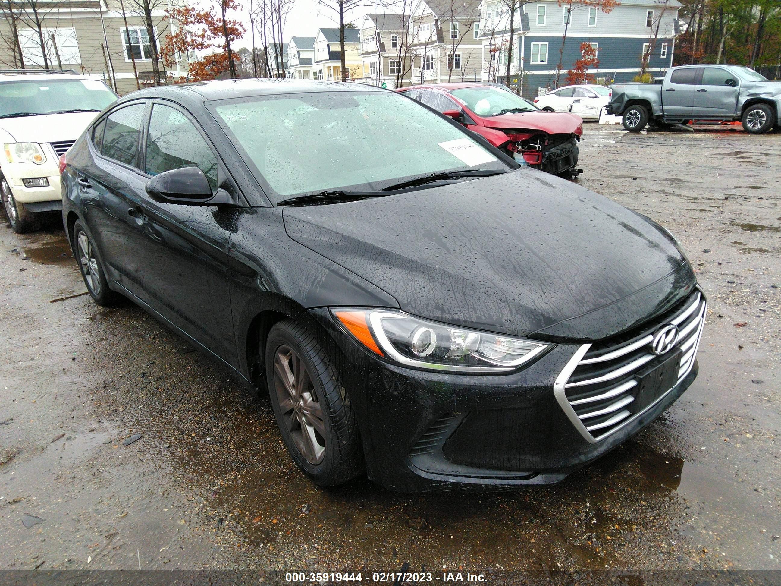 HYUNDAI ELANTRA 2018 5npd84lf8jh266856