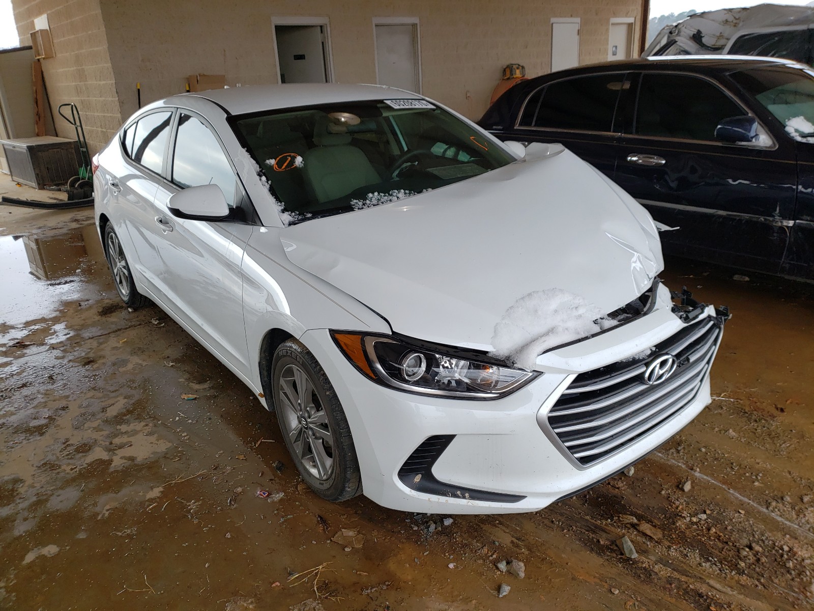 HYUNDAI NULL 2018 5npd84lf8jh272933