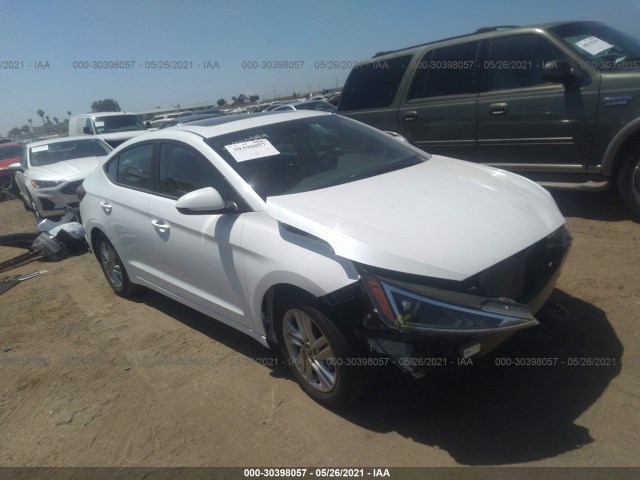 HYUNDAI ELANTRA 2019 5npd84lf8kh452284