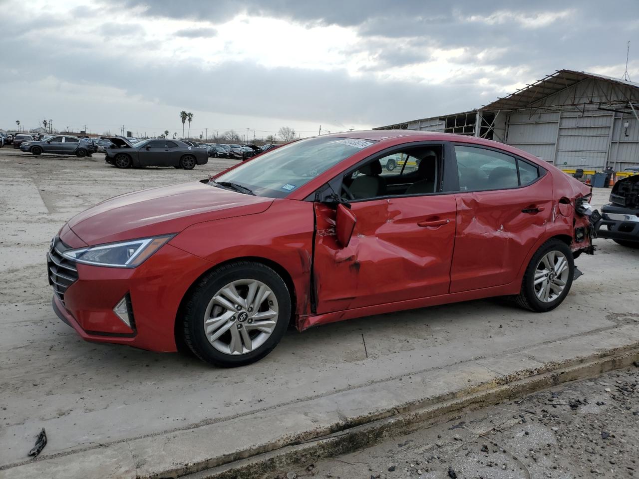 HYUNDAI ELANTRA 2019 5npd84lf8kh464175