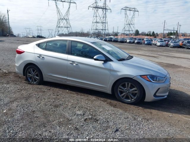 HYUNDAI ELANTRA 2017 5npd84lf9hh002121