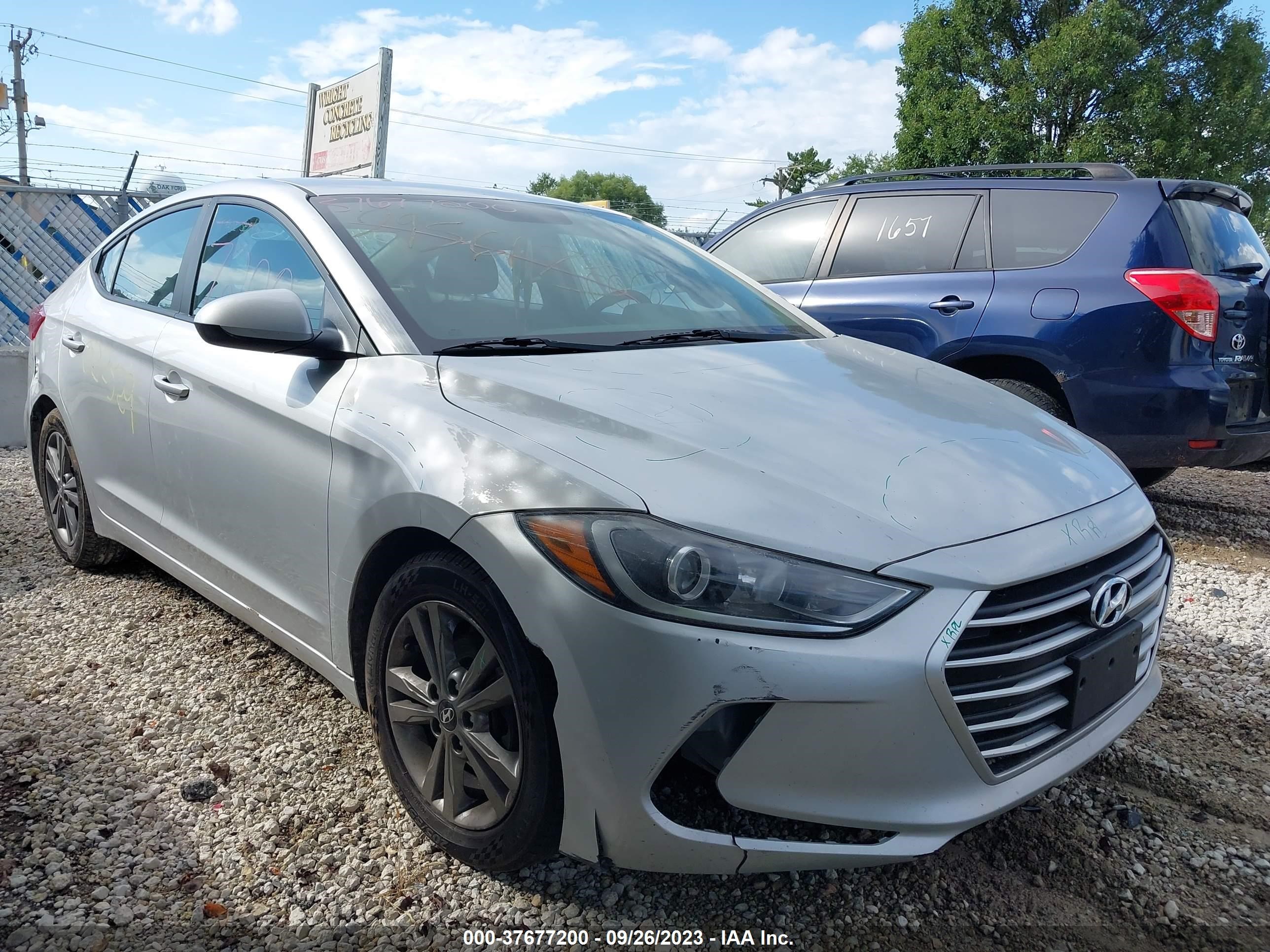 HYUNDAI ELANTRA 2017 5npd84lf9hh022529