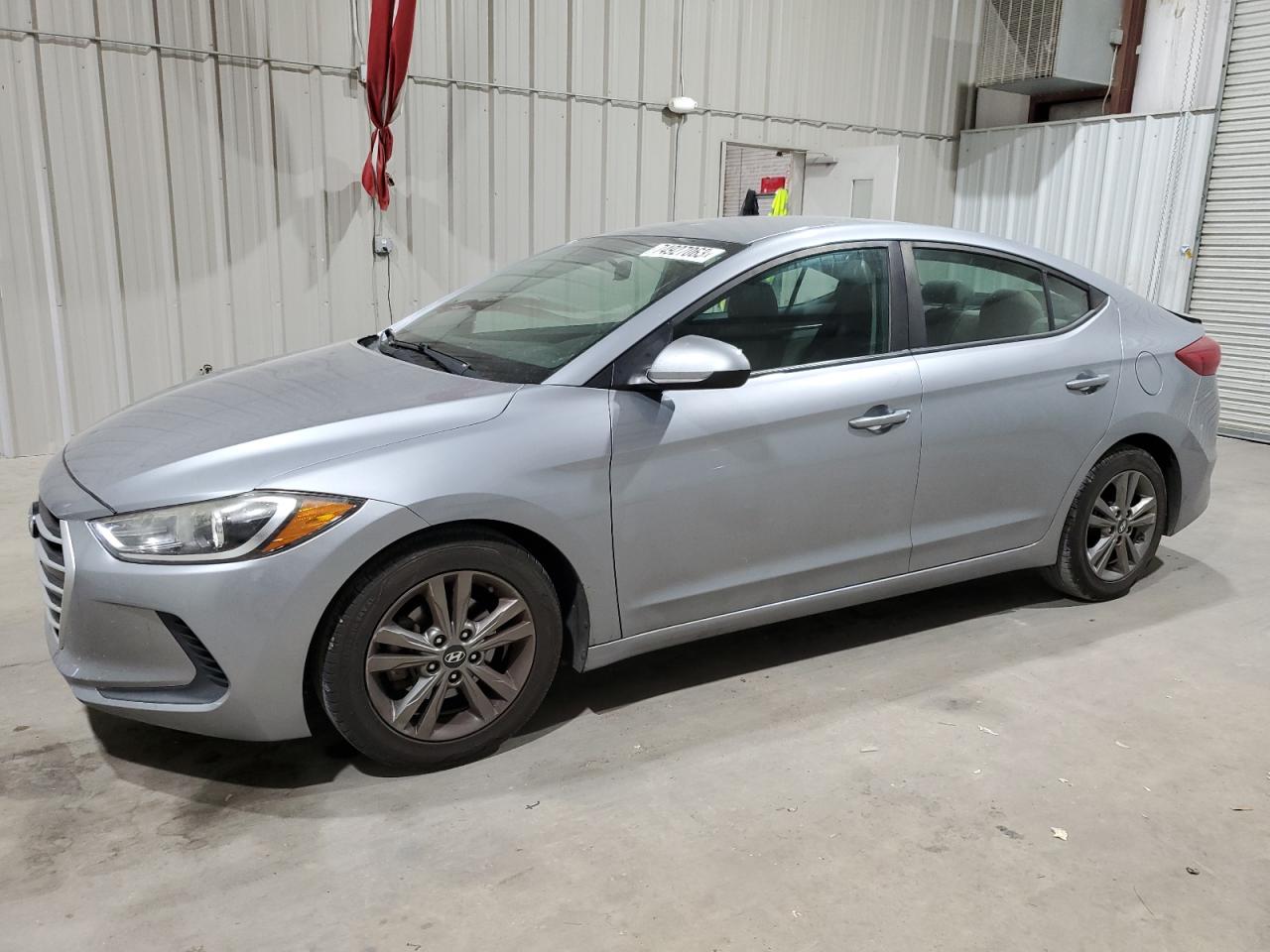 HYUNDAI ELANTRA 2017 5npd84lf9hh108925