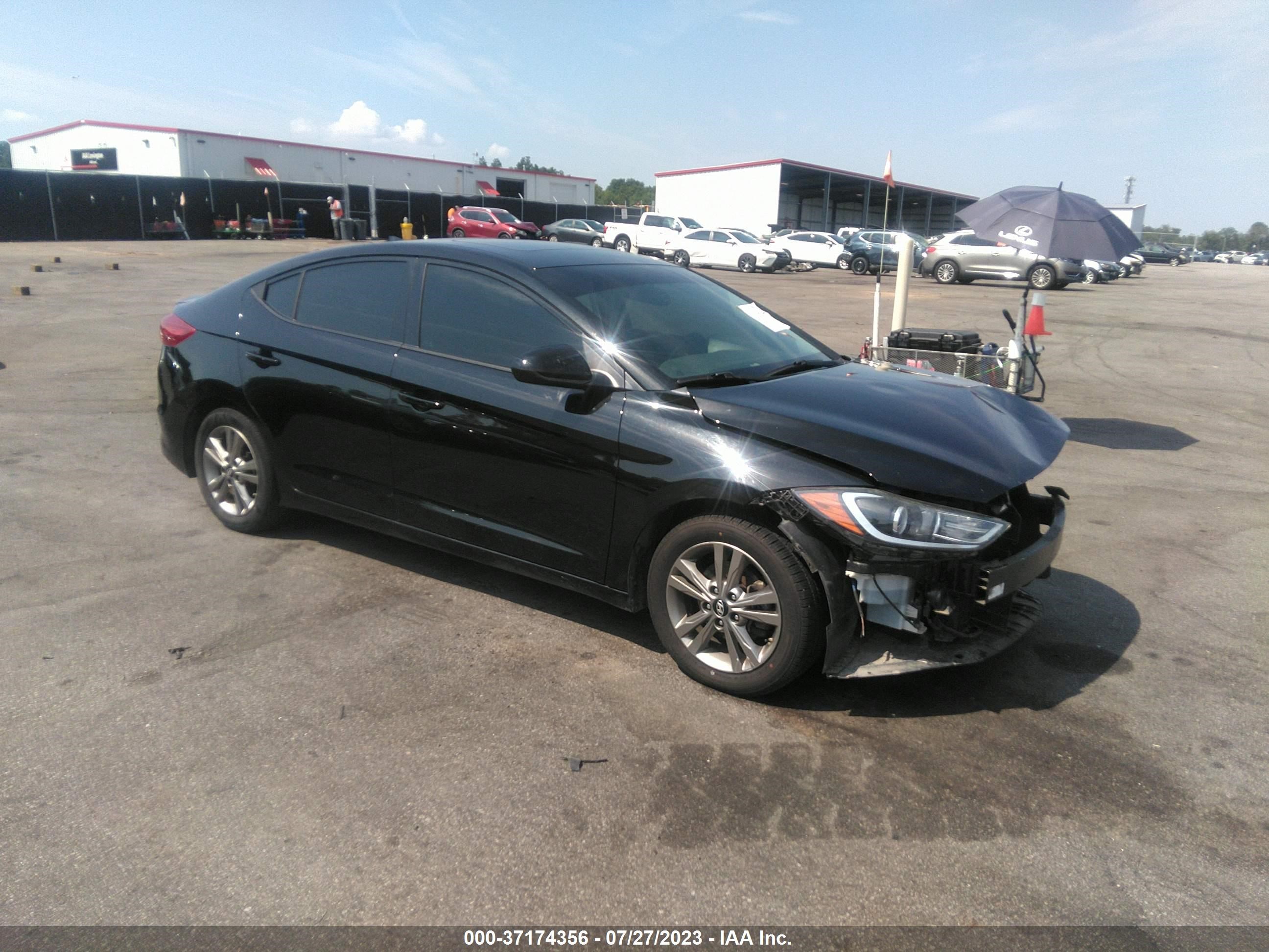 HYUNDAI ELANTRA 2017 5npd84lf9hh159342