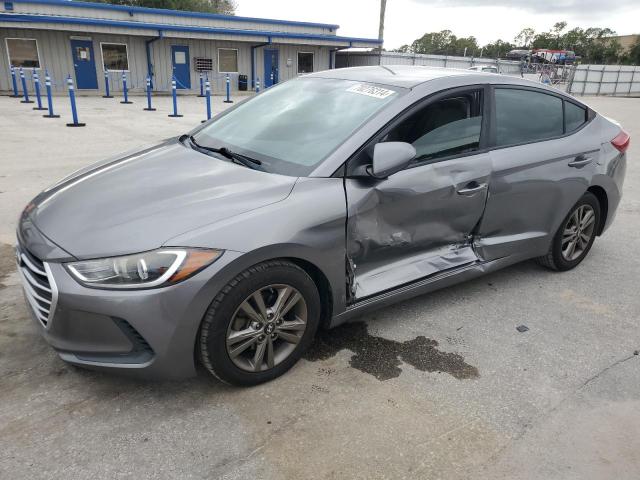 HYUNDAI ELANTRA SE 2018 5npd84lf9jh246552