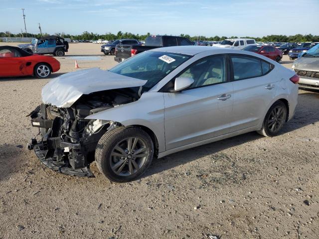 HYUNDAI ELANTRA 2018 5npd84lf9jh248351