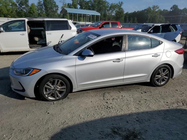 HYUNDAI ELANTRA SE 2018 5npd84lf9jh315739