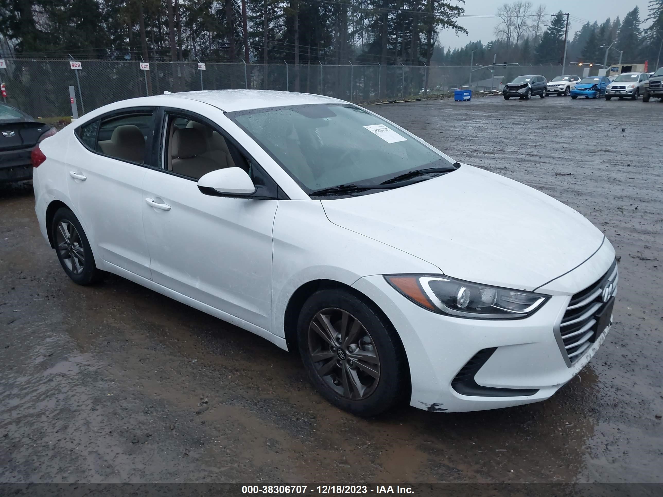 HYUNDAI ELANTRA 2017 5npd84lfxhh173900