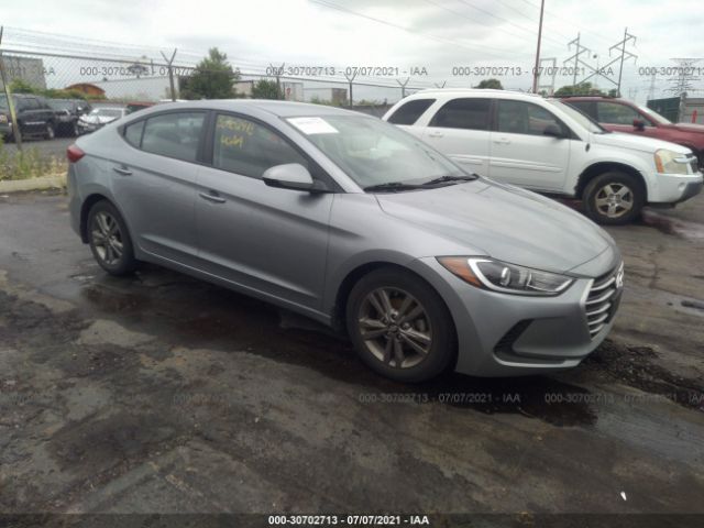 HYUNDAI ELANTRA 2017 5npd84lfxhh212159