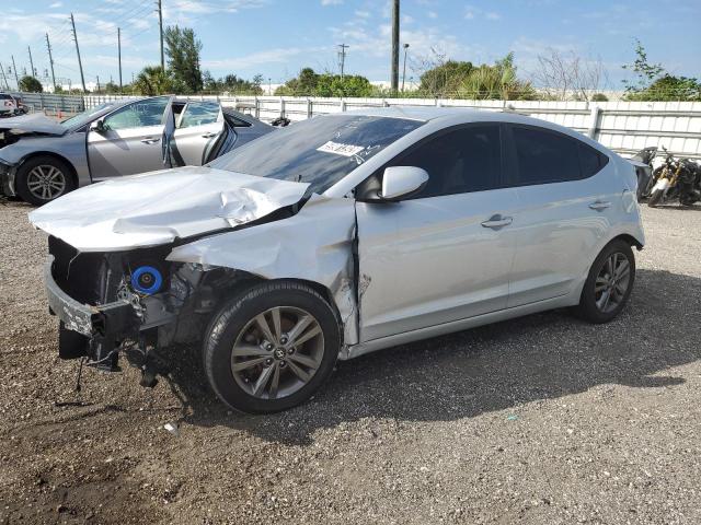 HYUNDAI ELANTRA SE 2018 5npd84lfxjh252490