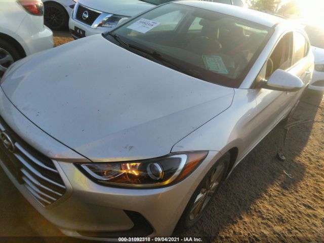 HYUNDAI ELANTRA 2018 5npd84lfxjh307391