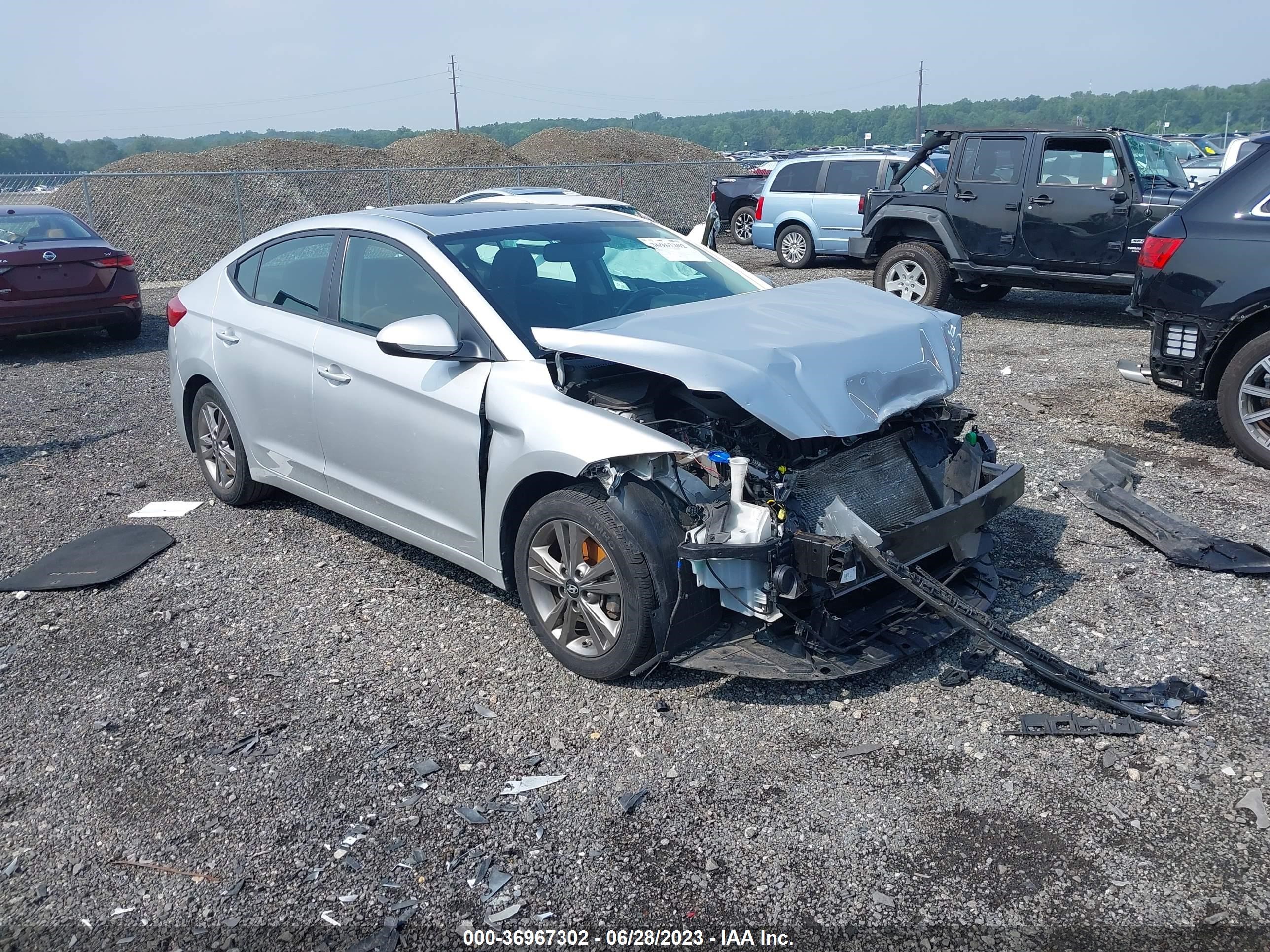 HYUNDAI ELANTRA 2018 5npd84lfxjh383628