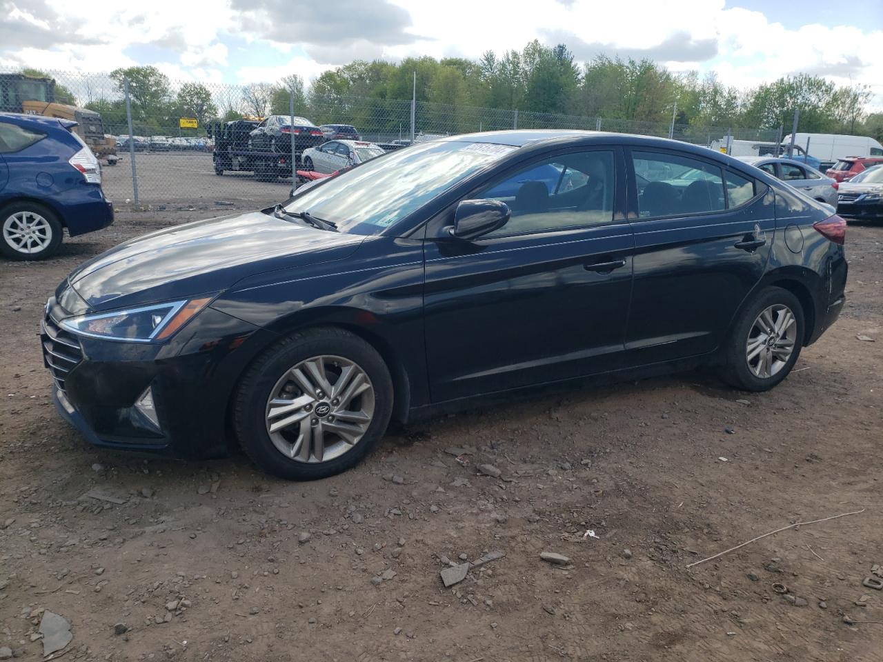 HYUNDAI ELANTRA 2019 5npd84lfxkh452271