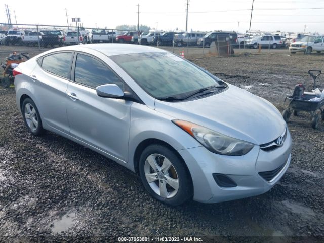 HYUNDAI ELANTRA 2011 5npdh4ae0bh035395