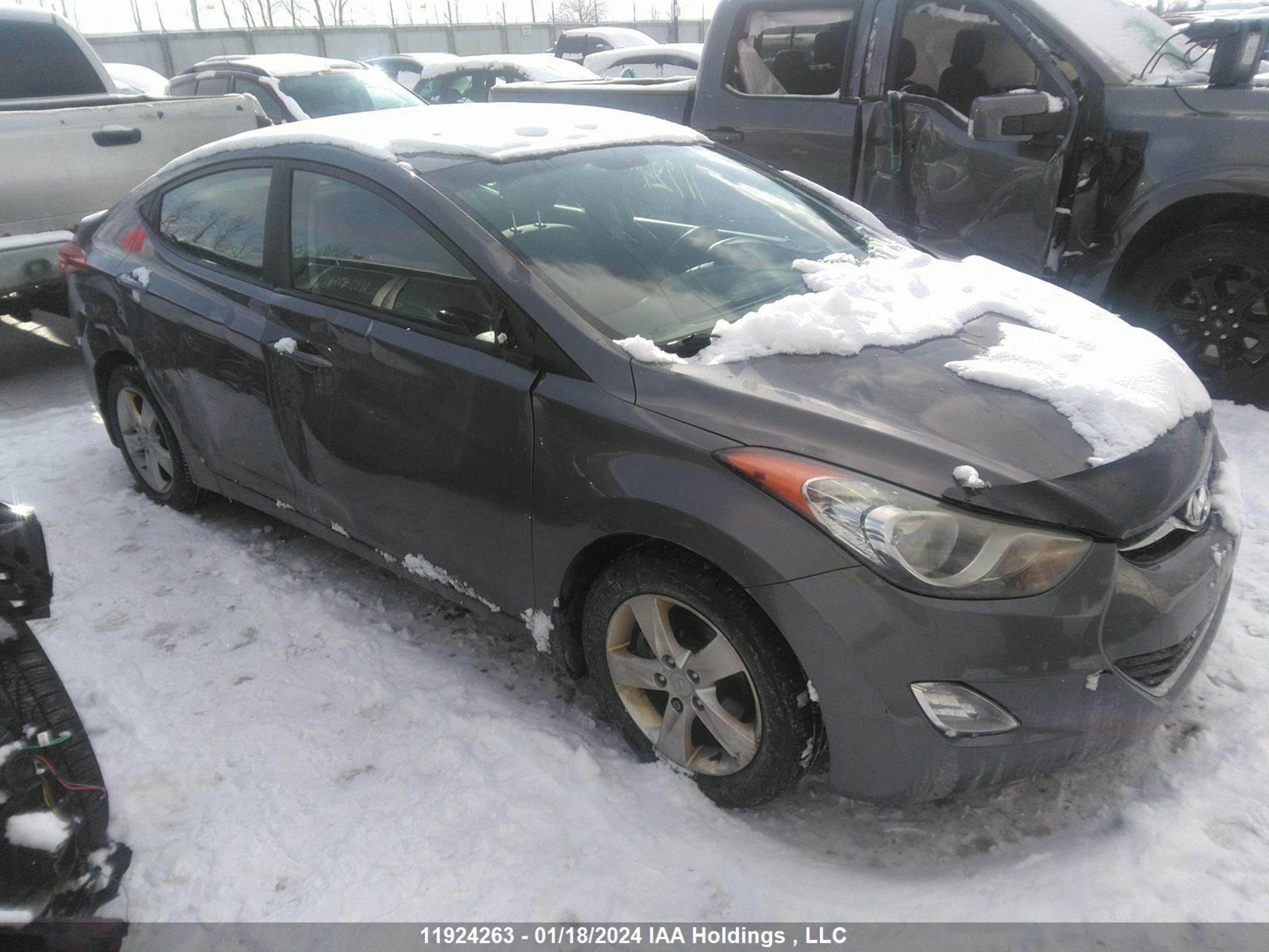 HYUNDAI ELANTRA 2011 5npdh4ae0bh057641