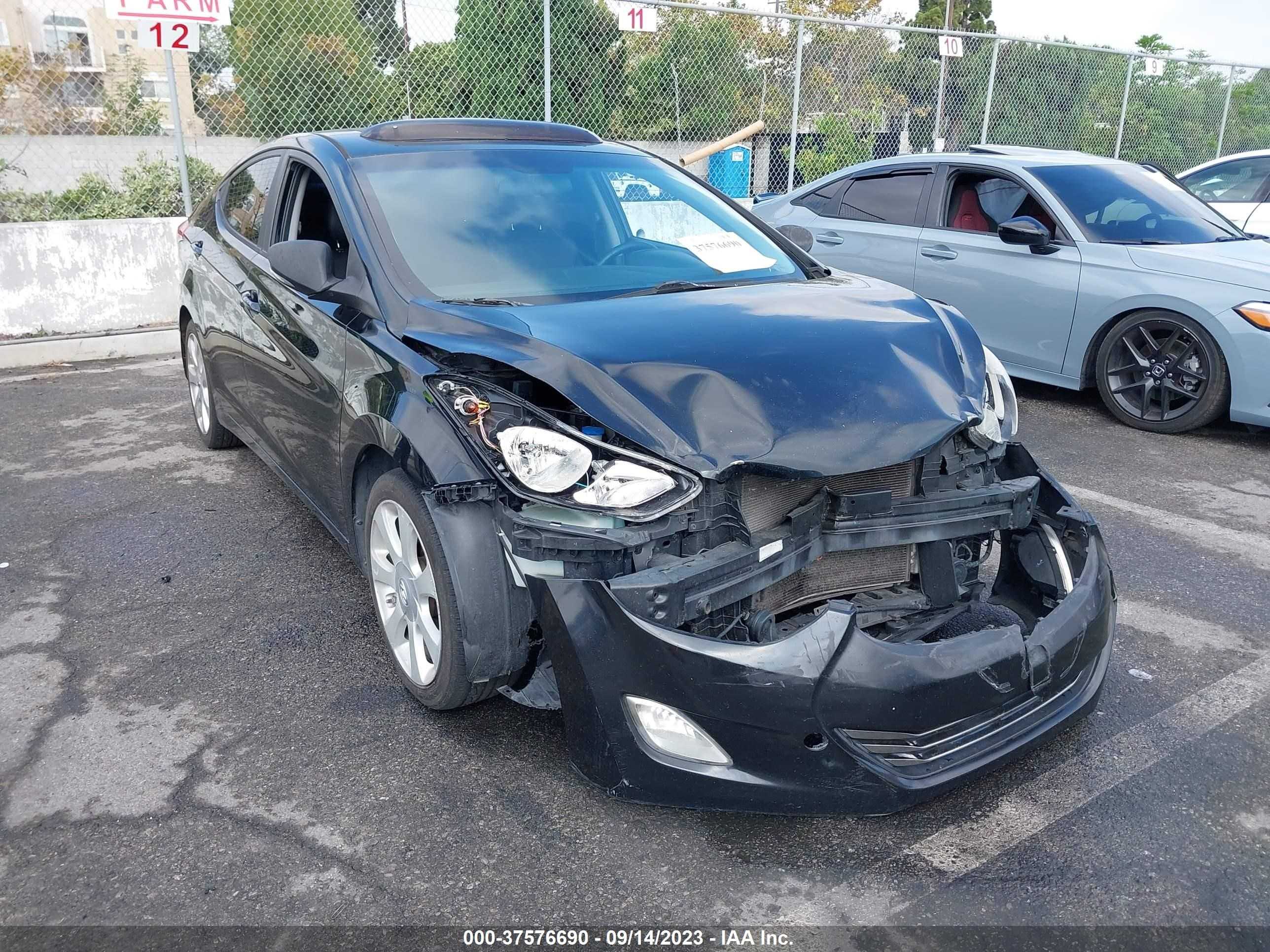 HYUNDAI ELANTRA 2012 5npdh4ae0ch118892