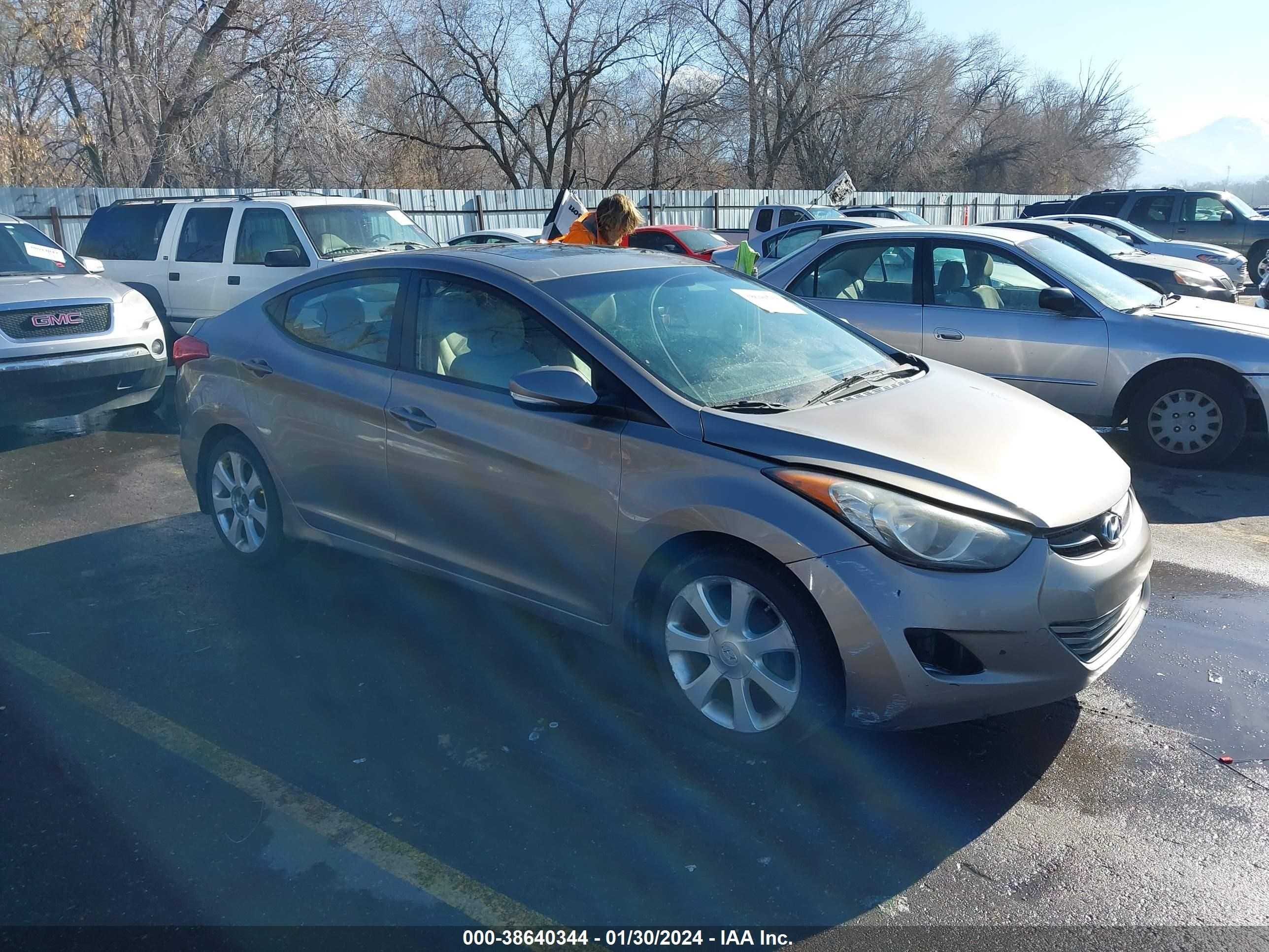 HYUNDAI ELANTRA 2013 5npdh4ae0dh158102