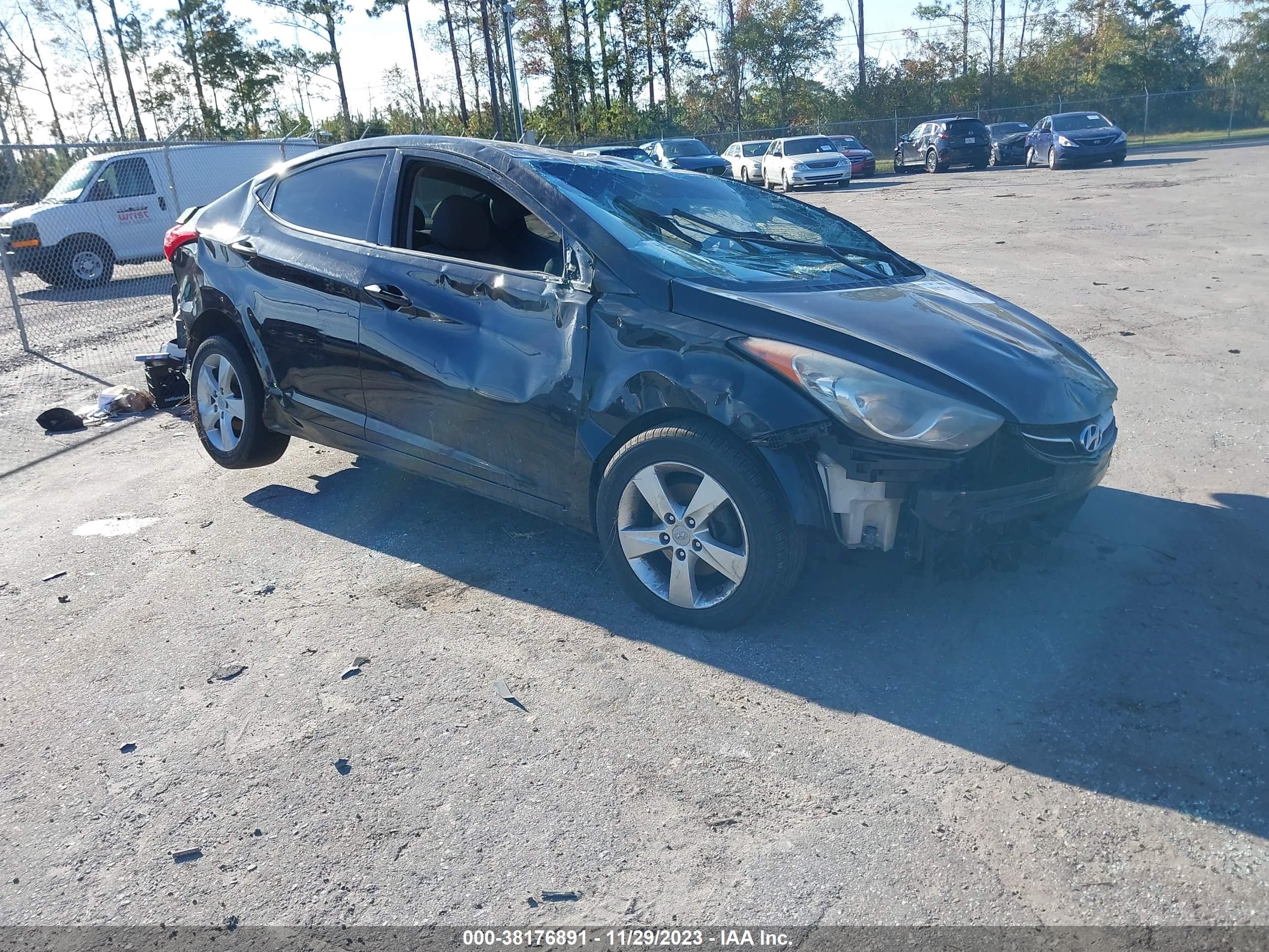 HYUNDAI ELANTRA 2013 5npdh4ae0dh226897