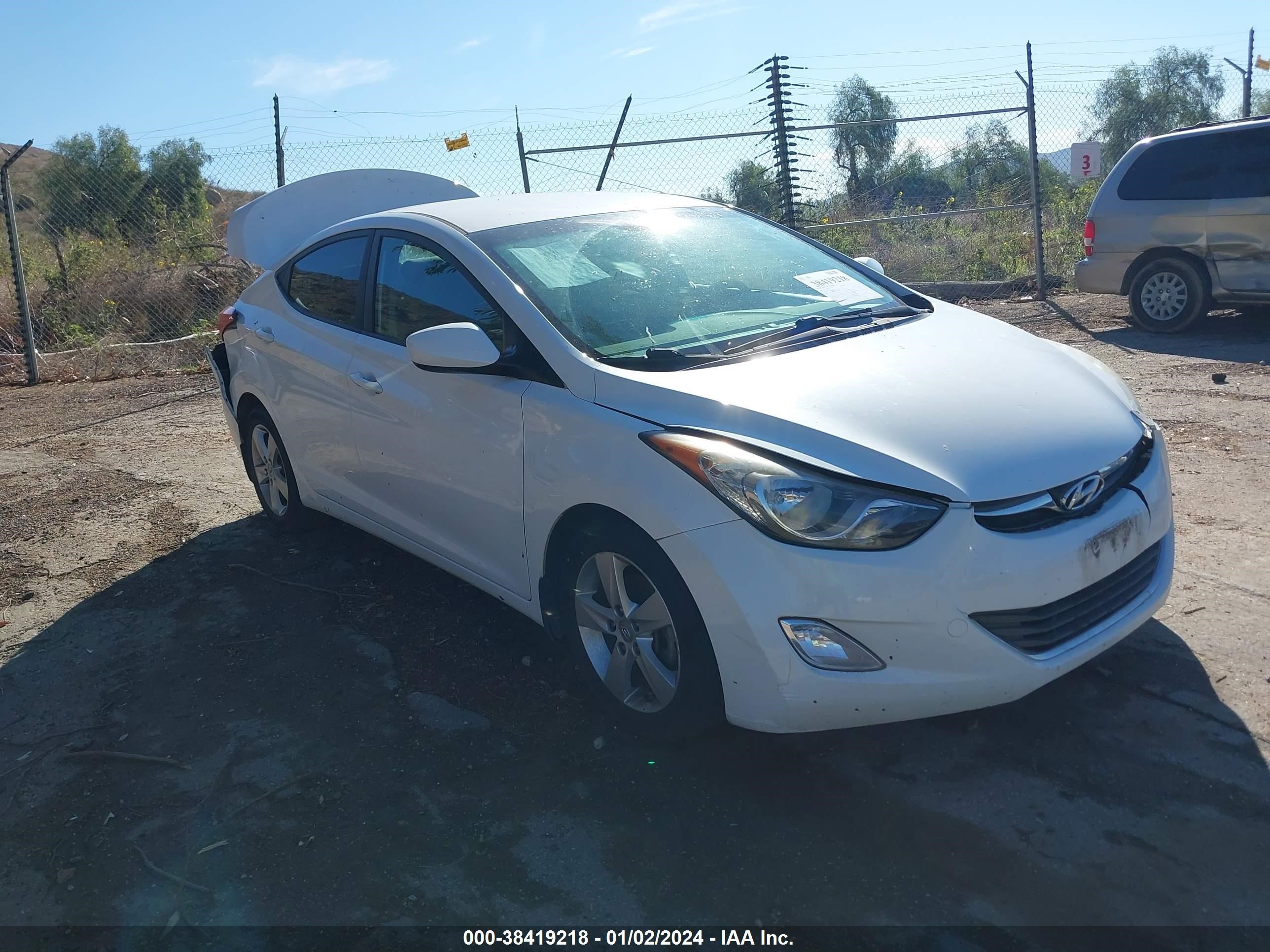 HYUNDAI ELANTRA 2013 5npdh4ae0dh427201