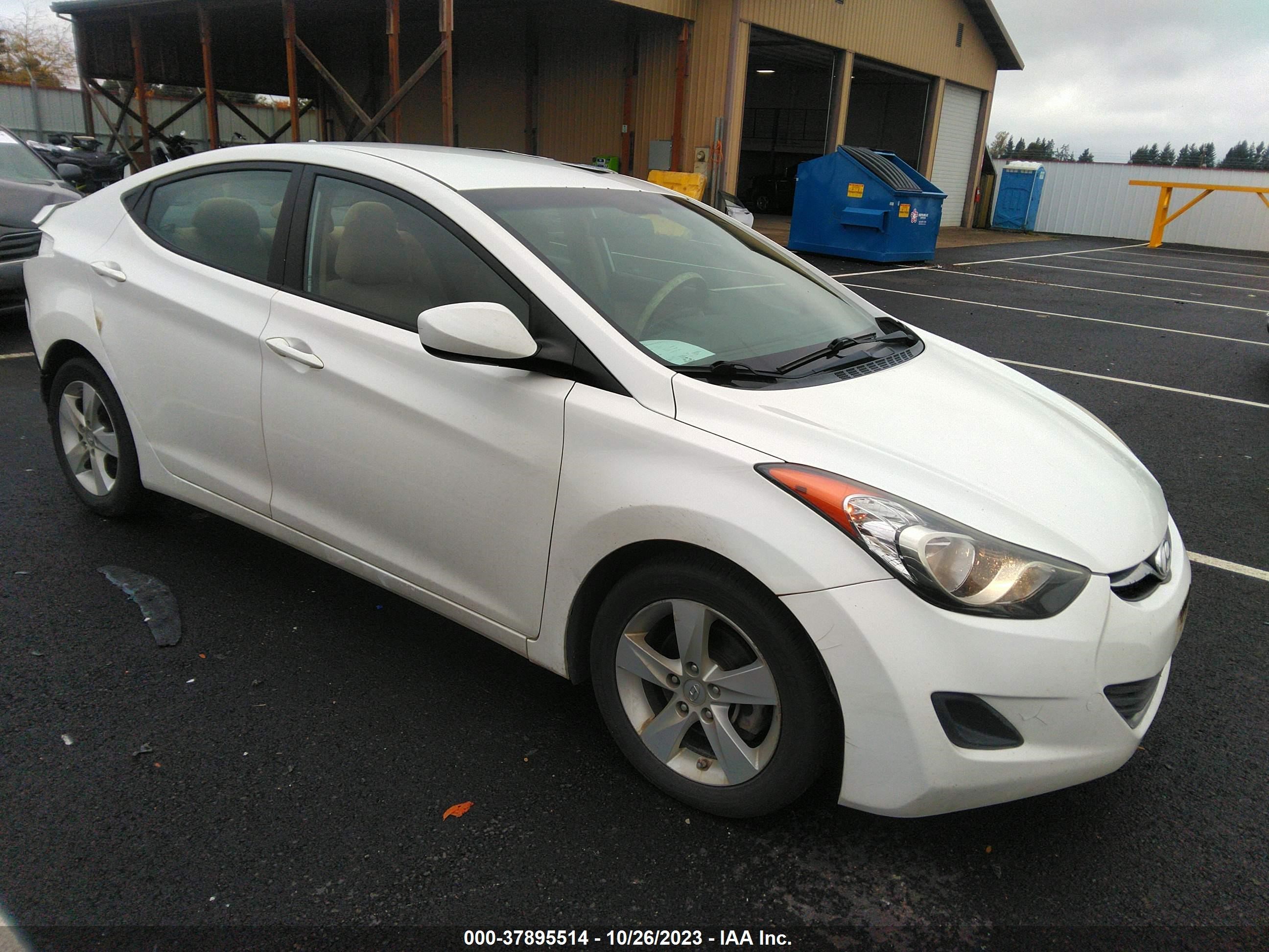 HYUNDAI ELANTRA 2013 5npdh4ae0dh450588