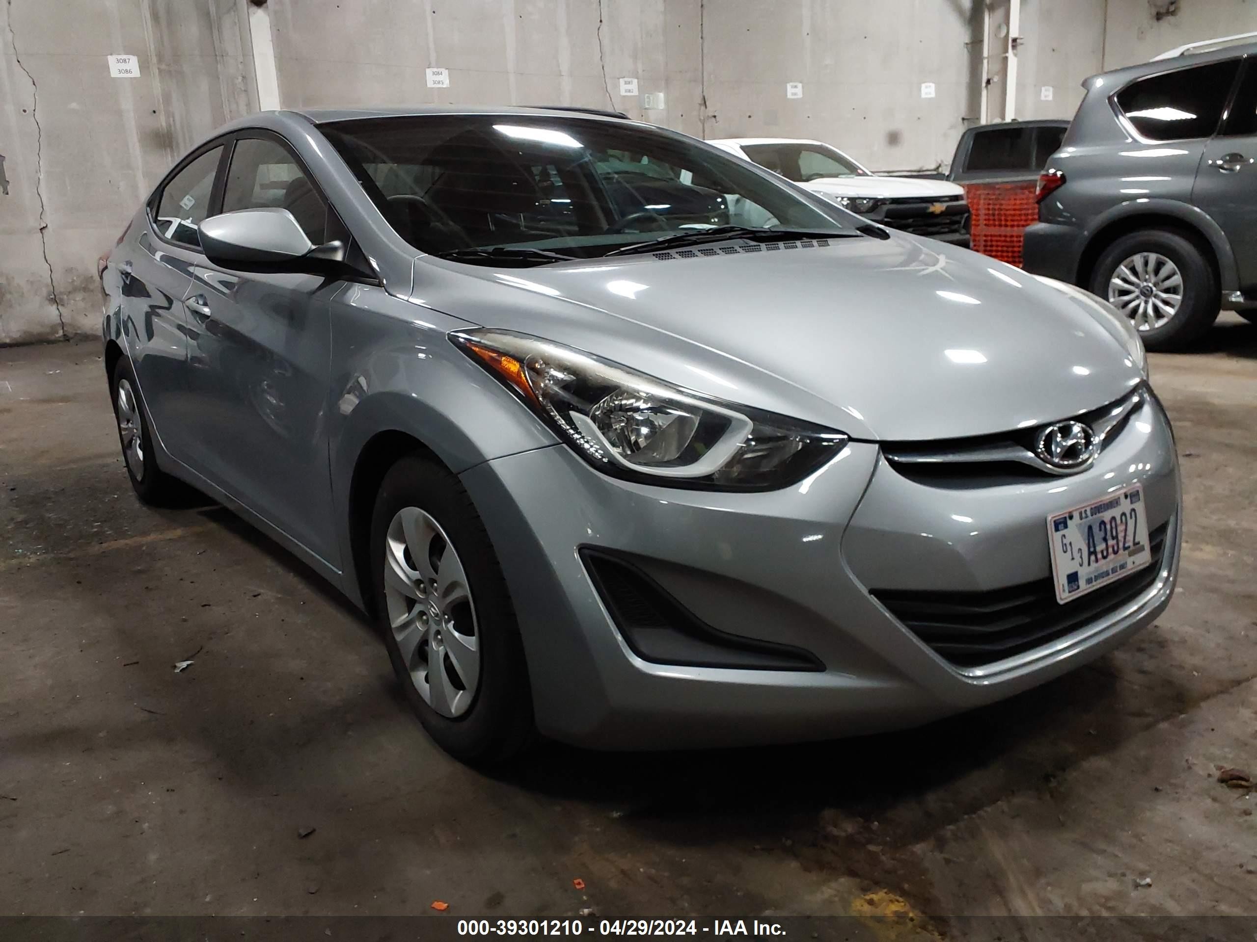 HYUNDAI ELANTRA 2016 5npdh4ae0gh697288